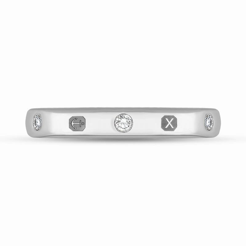 18ct White Gold 0.18ct Diamond Queen's Jubilee Hallmark 6mm Ring D