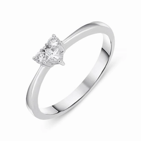 18ct White Gold 0.19ct Diamond Three Stone Heart Ring