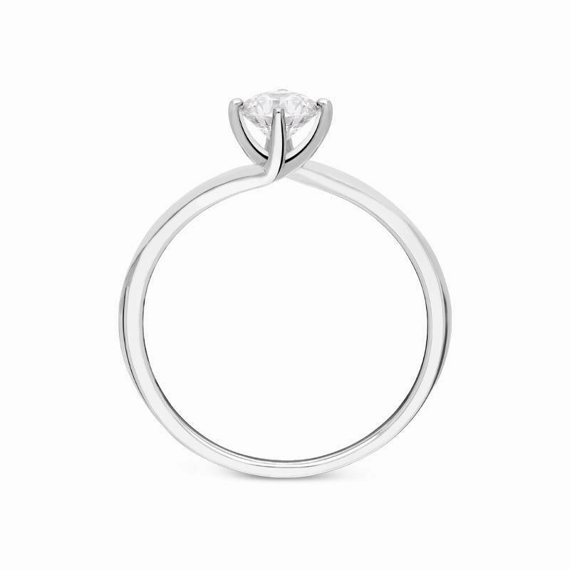 18ct White Gold 0.55ct Diamond Shoulder Solitaire Ring