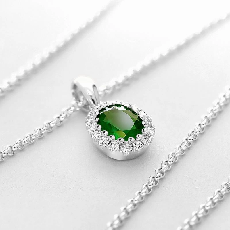 18ct White Gold 0.56ct Emerald Diamond Oval Necklace