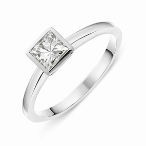 18ct White Gold 0.57ct Diamond Princess Cut Solitaire Ring D