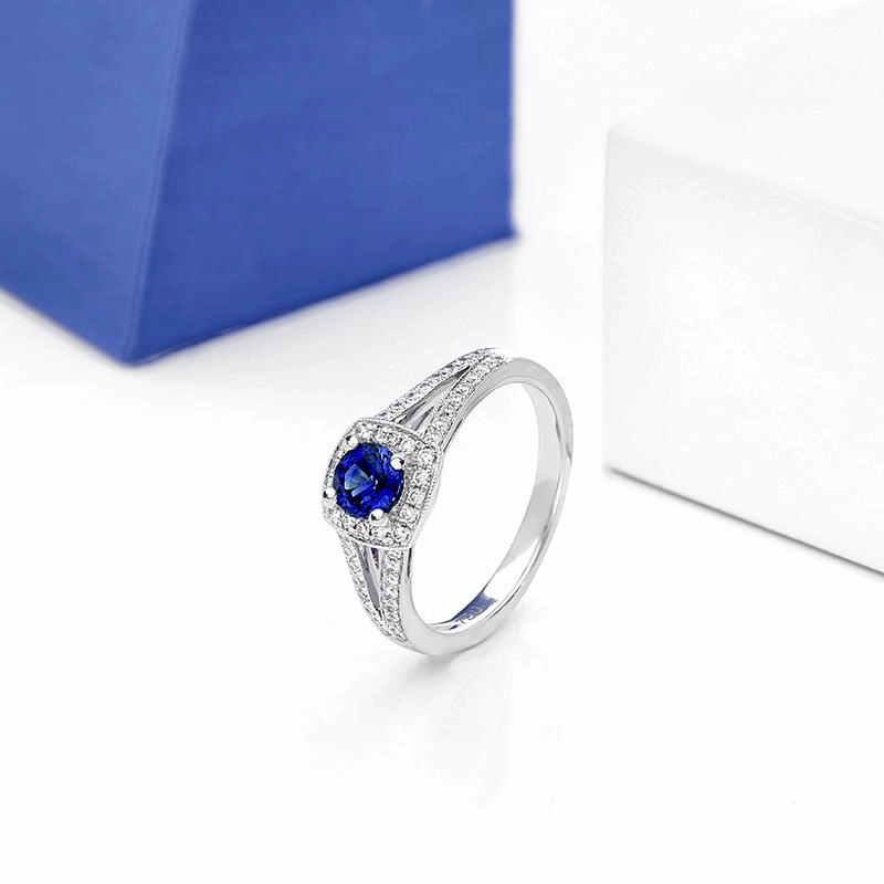 18ct White Gold 0.57ct Sapphire Diamond Milgrain Cluster Ring