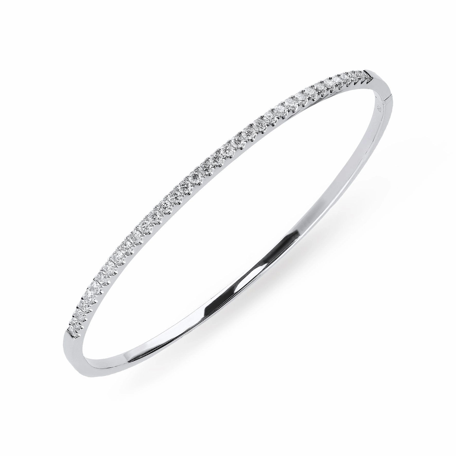 18ct White Gold 0.92ct Diamond Bangle