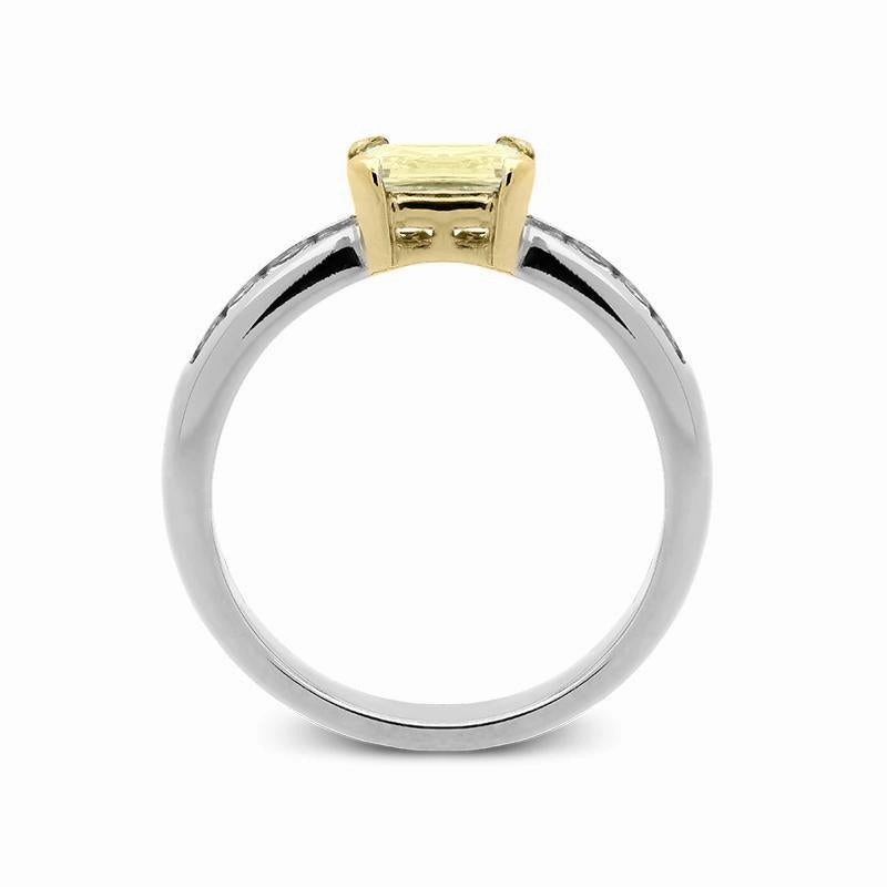 18ct White Gold 1.06ct Yellow Diamond Emerald Cut Ring D
