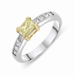 18ct White Gold 1.06ct Yellow Diamond Emerald Cut Ring D