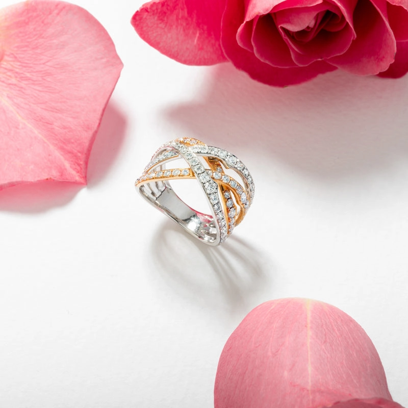 18ct White Gold 1.20ct Diamond Crossover Ring D