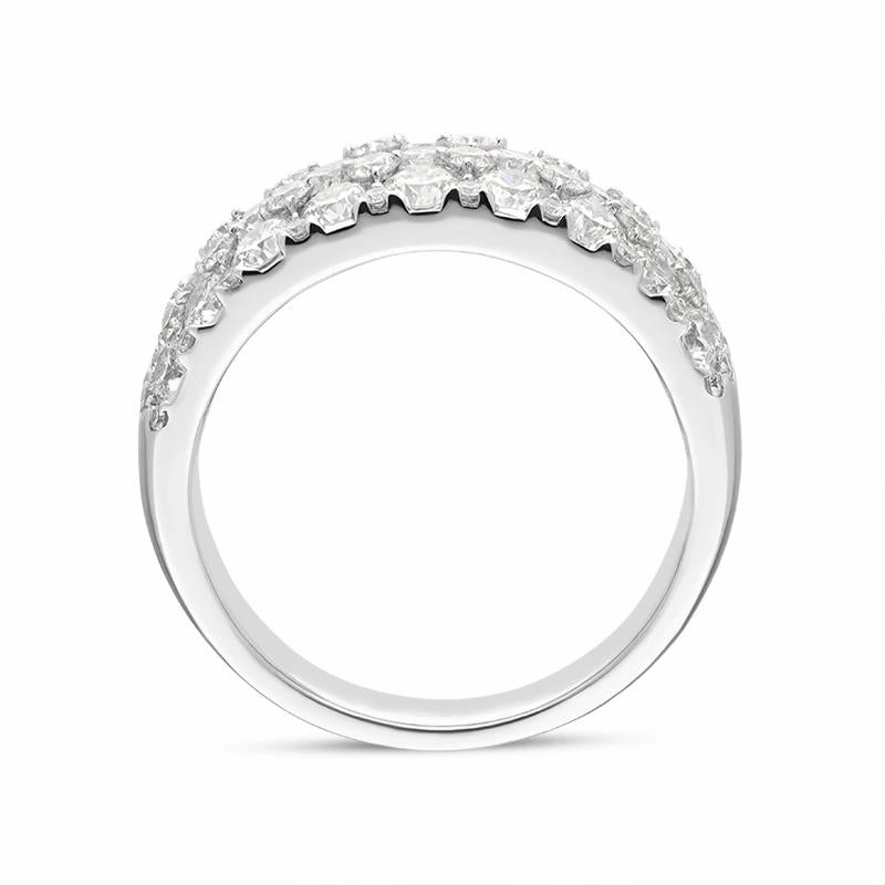 18ct White Gold 3.27ct Diamond Cluster Ring D