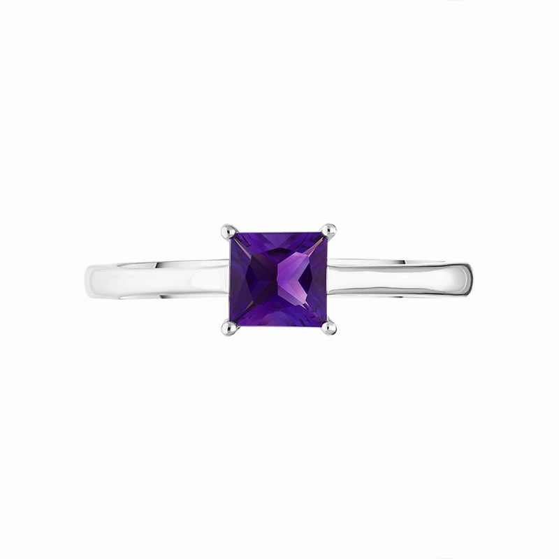 18ct White Gold Amethyst Square Solitaire Ring