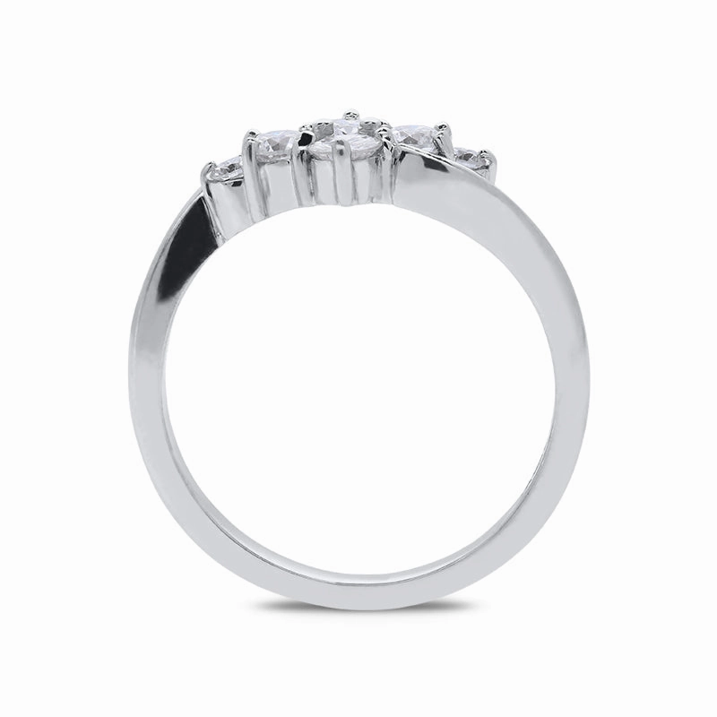 18ct White Gold Diamond Brilliant Cut Twist Ring