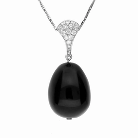 18ct White Gold Whitby Jet Diamond Tapered Top Necklace