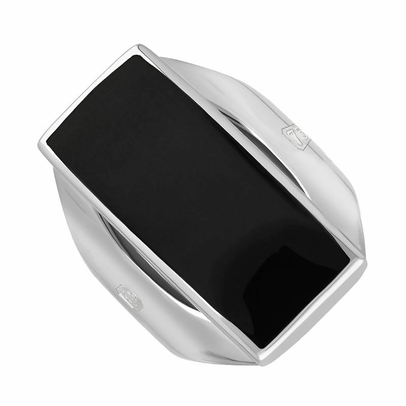 18ct White Gold Whitby Jet King's Coronation Hallmark Medium Oblong Ring D