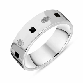18ct White Gold Whitby Jet King's Coronation Hallmark Princess Cut 6mm Ring D