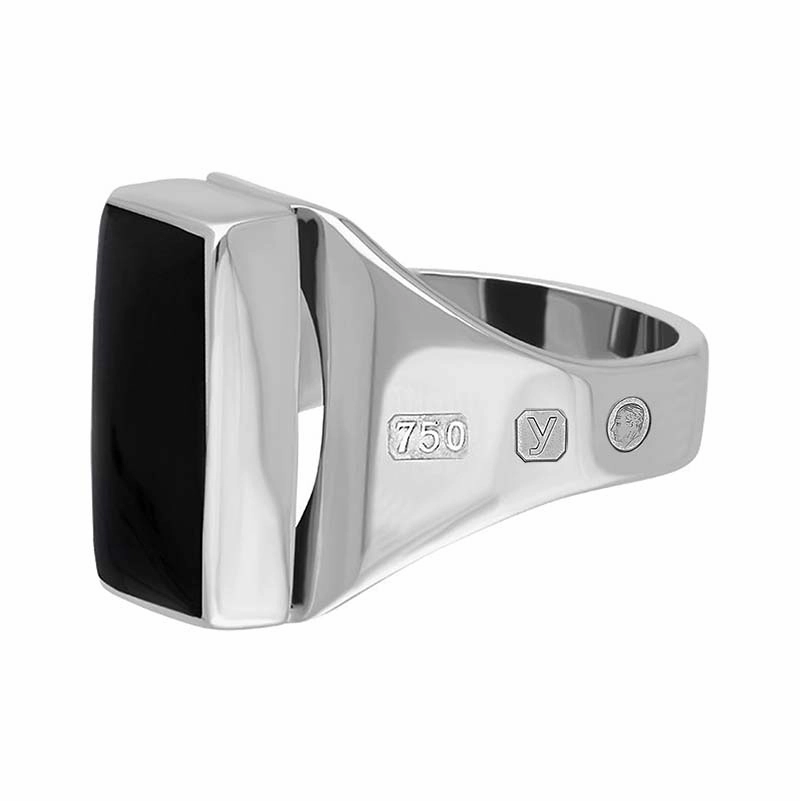 18ct White Gold Whitby Jet King's Coronation Hallmark Small Oblong Ring D