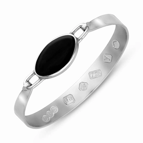 18ct White Gold Whitby Jet King's Coronation Hallmark Wide Oval Bangle D