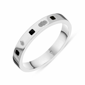 18ct White Gold Whitby Jet Queen's Jubilee Hallmark Princess Cut 3mm Ring D