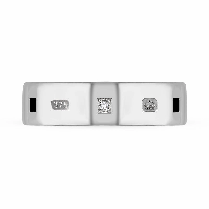 9ct White Gold 0.18ct Diamond Whitby Jet King's Coronation Hallmark Princess Cut 6mm Ring D