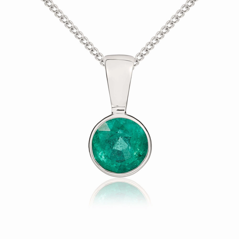 9ct White Gold Emerald 5mm Round Rub Over Set Necklace
