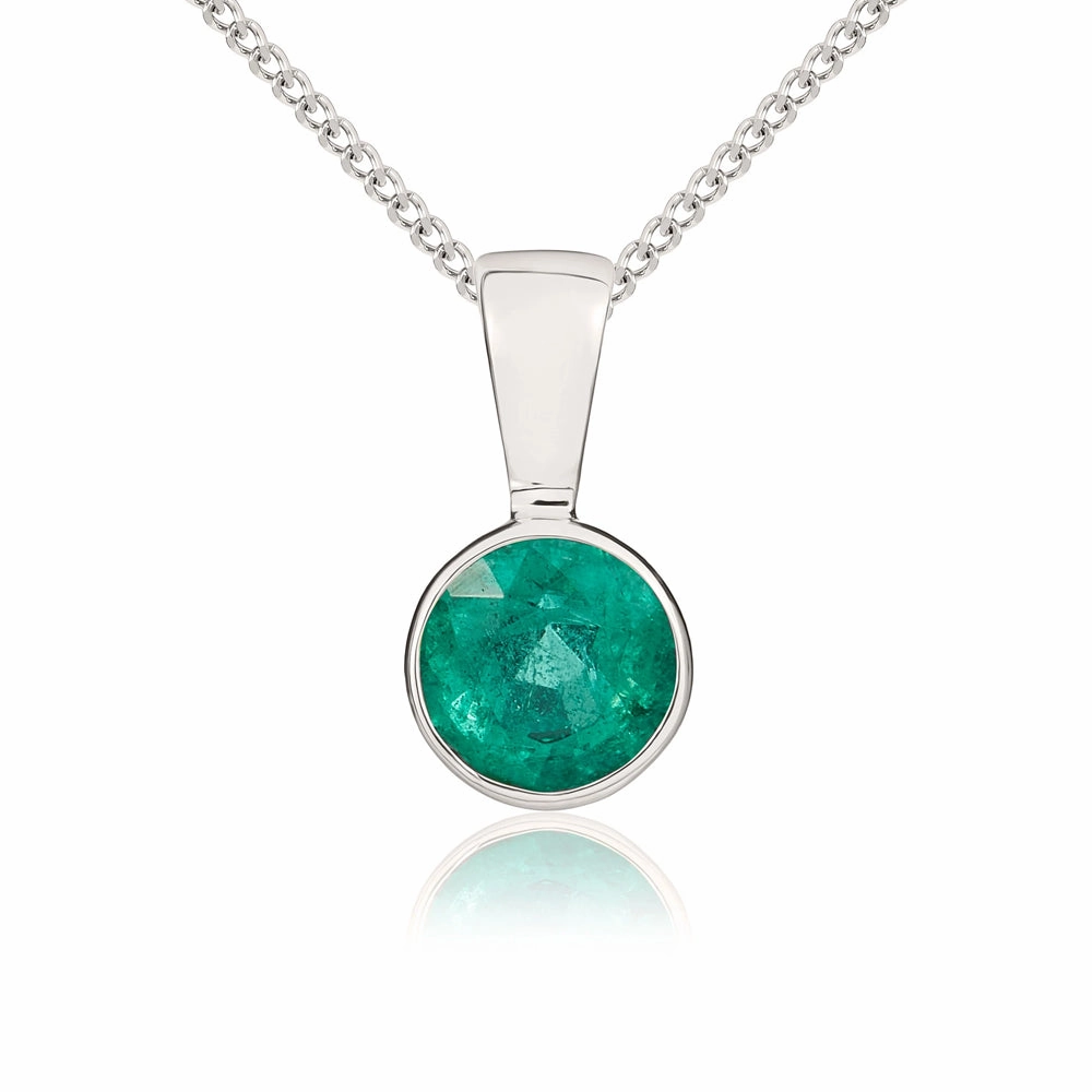 9ct White Gold Emerald 5mm Round Rub Over Set Necklace