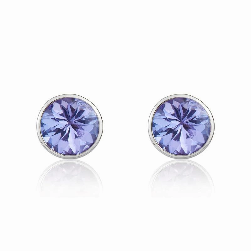 9ct White Gold Tanzanite 5mm Round Rub Over Set Pendant and Stud Earrings Set