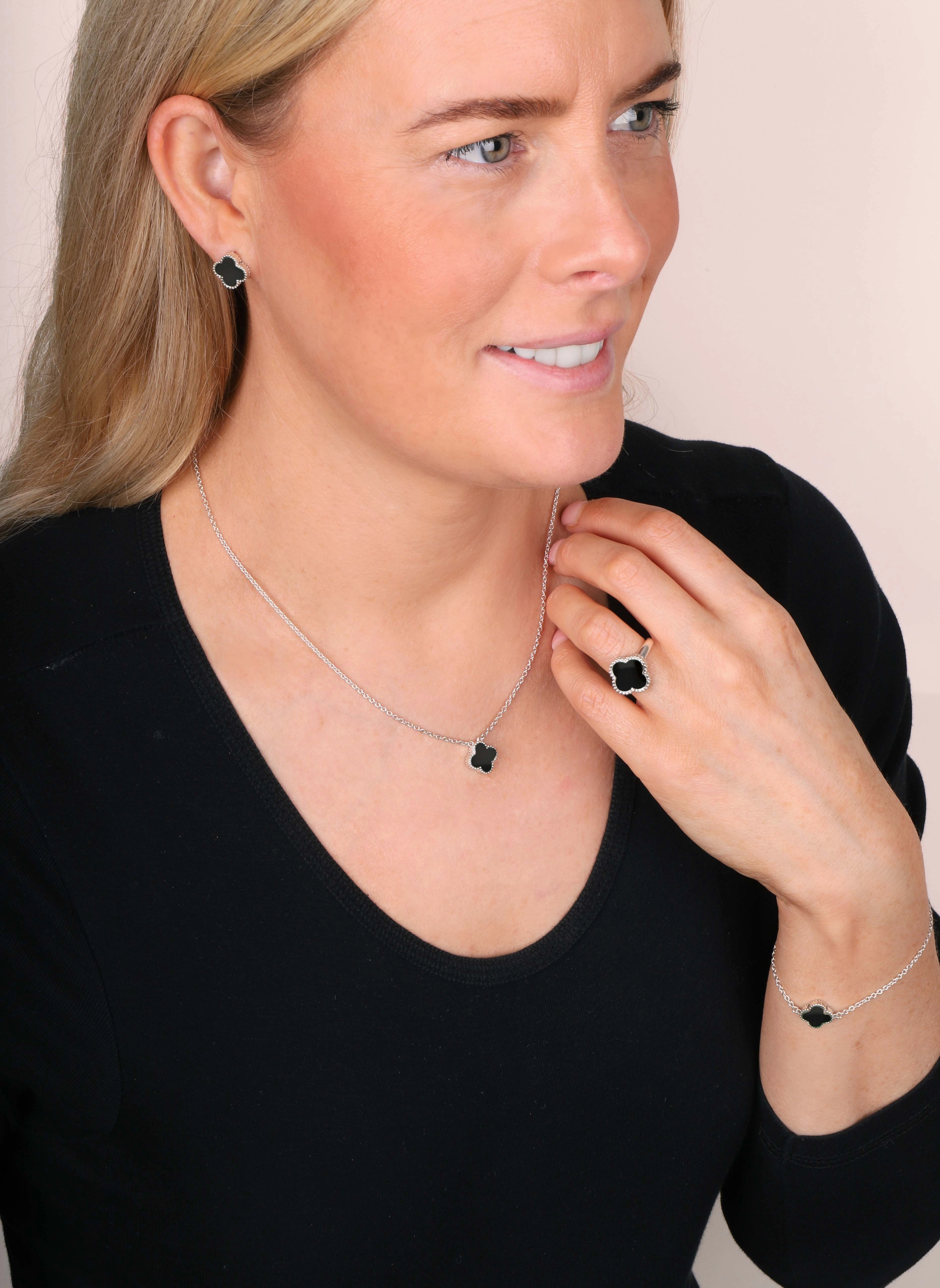 9ct White Gold Whitby Jet Bloom Small Four Leaf Clover Ball Edge Chain Necklace