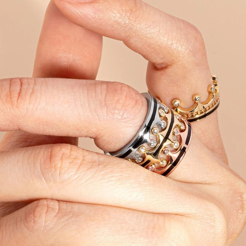 9ct White Gold Whitby Jet Diamond Tiara Double Band Ring