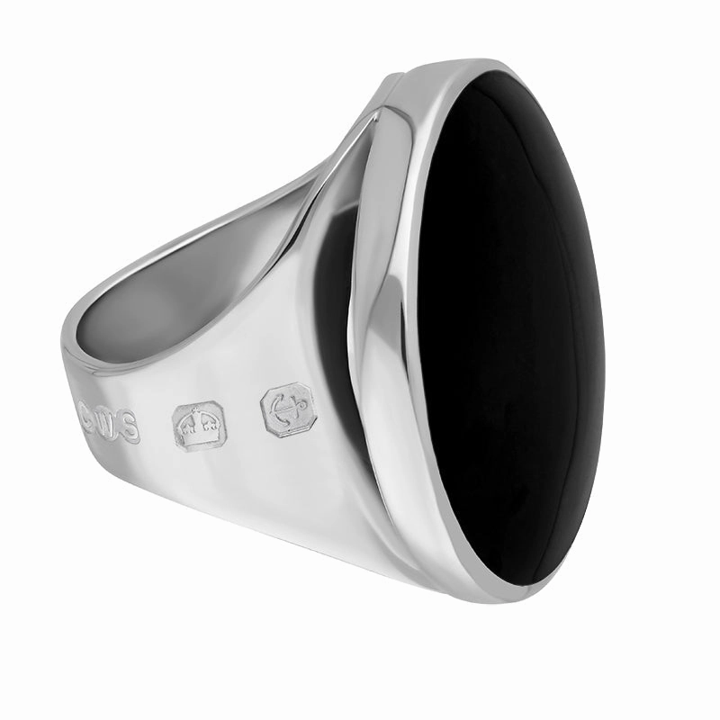 9ct White Gold Whitby Jet King's Coronation Hallmark Medium Round Ring D
