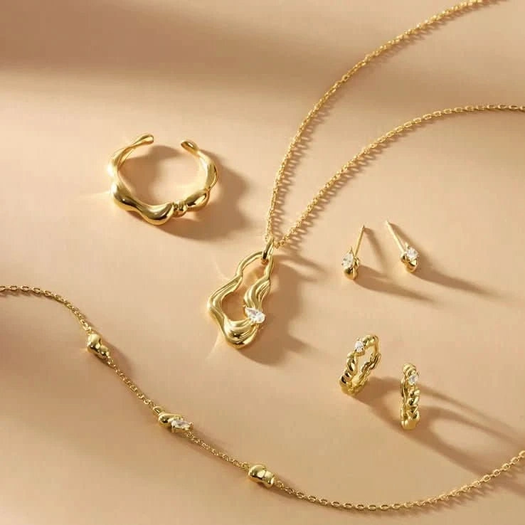 Ania Haie Gold Twisted Wave Drop Pendant Necklace N050-01G