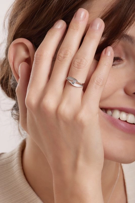 Annamaria Cammilli 18ct White Ice Gold 0.1ct Diamond Dune Assolo Series Ring