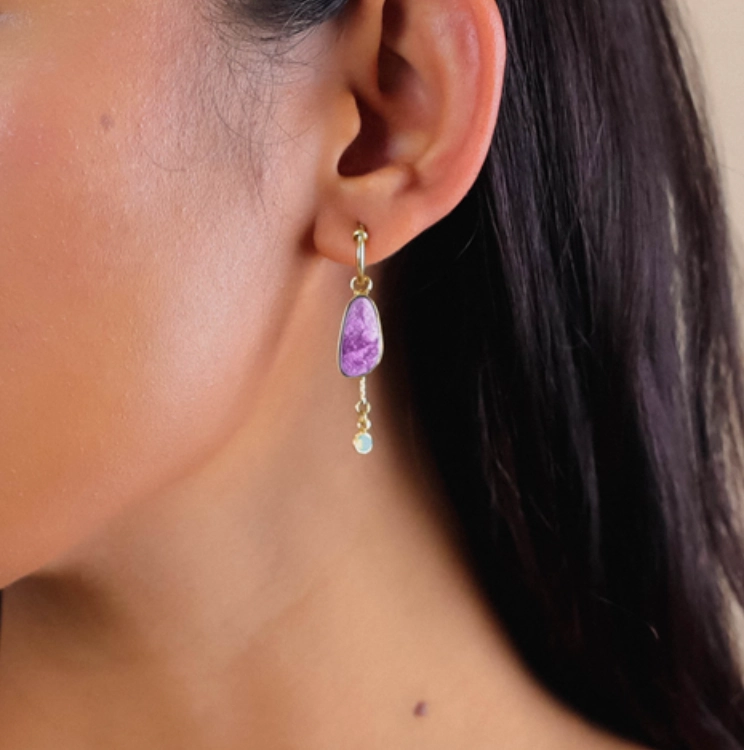 AURORE Mini Creole Violet Earrings
