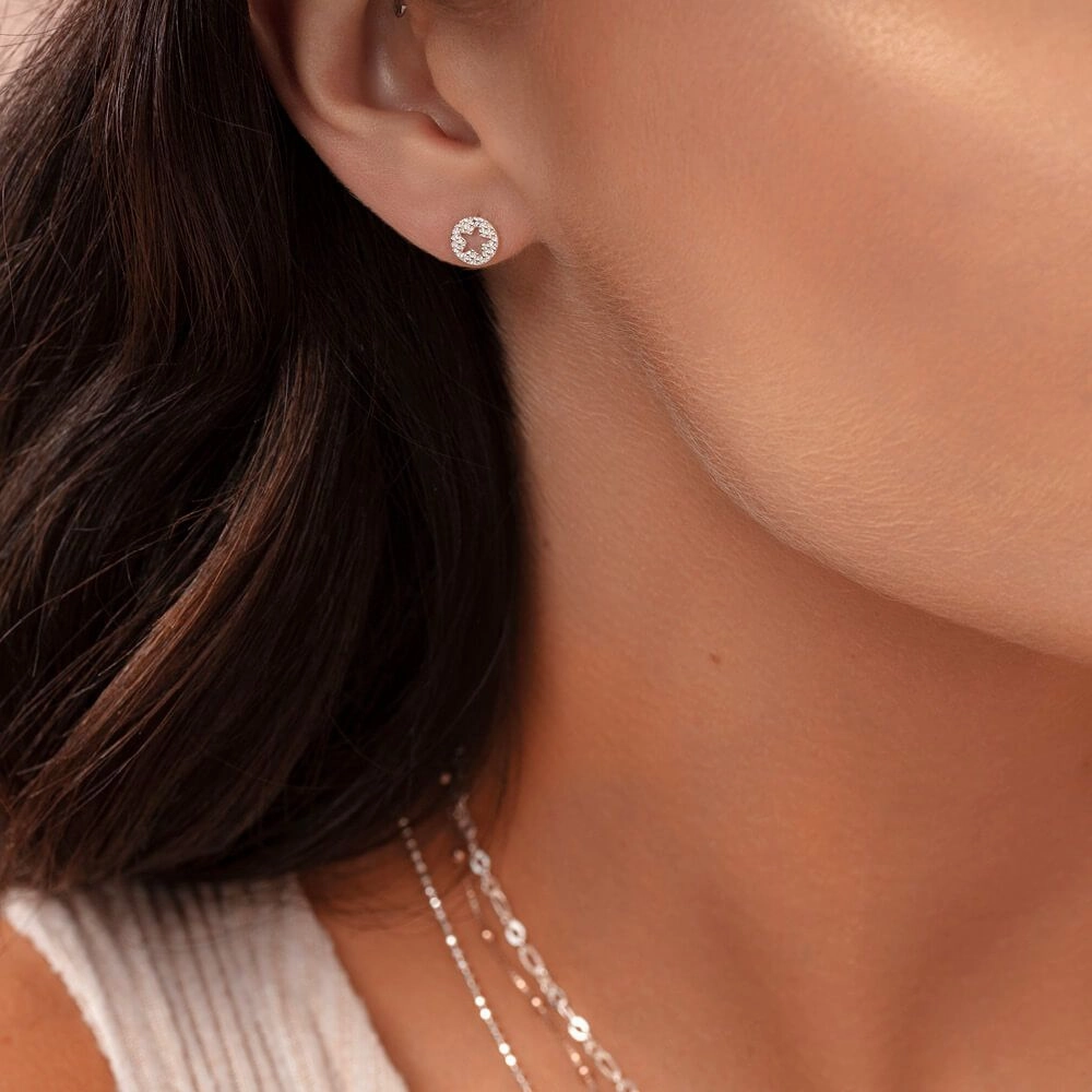 ChloBo Sterling Silver Sparkle Star In Circle Earrings D