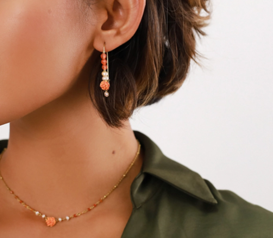 CLEA mediums hooks earrings