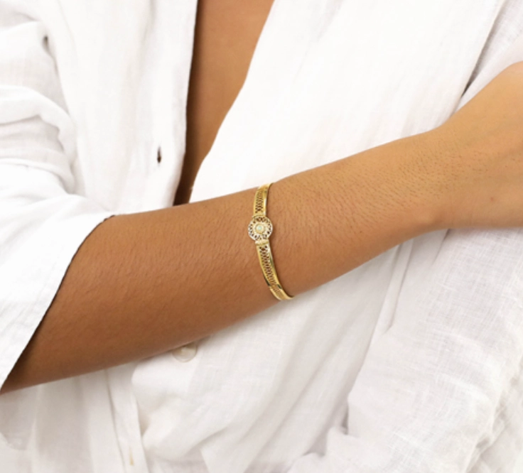 EMILY C-shape bangle