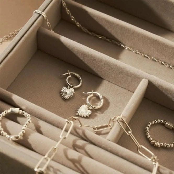 Glowing Beauty Small Hoop Earrings SEH3196