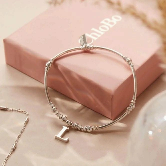 Iconic Initial Bracelet - Letter L
