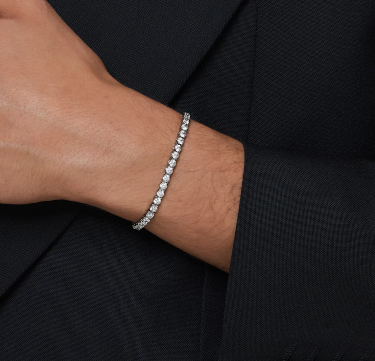 Matrix Round Cut, Grey Ruthenium Plated Tennis Bracelet