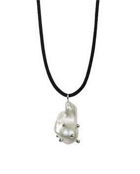 Meadowlark - Anemone Pearl Necklace SS