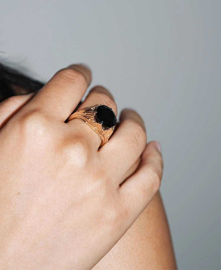 Meadowlark - Aphrodite Cocktail Ring - 9ct Yellow Gold - Onyx