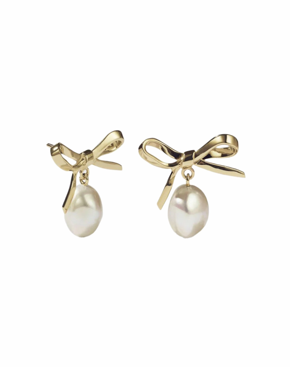 Meadowlark - Bow Pearl Studs Gold Plated