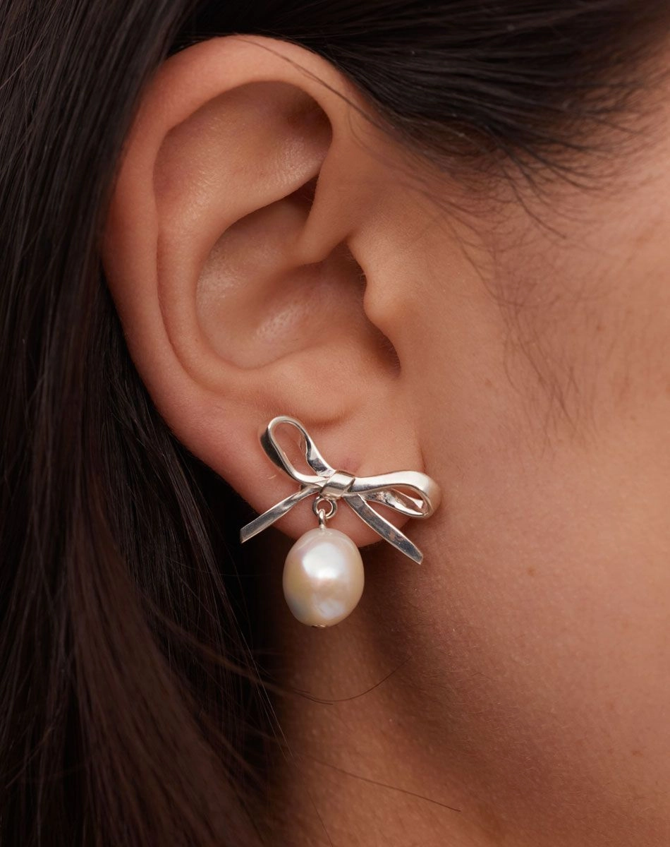 Meadowlark - Bow Pearl Studs Sterling Silver