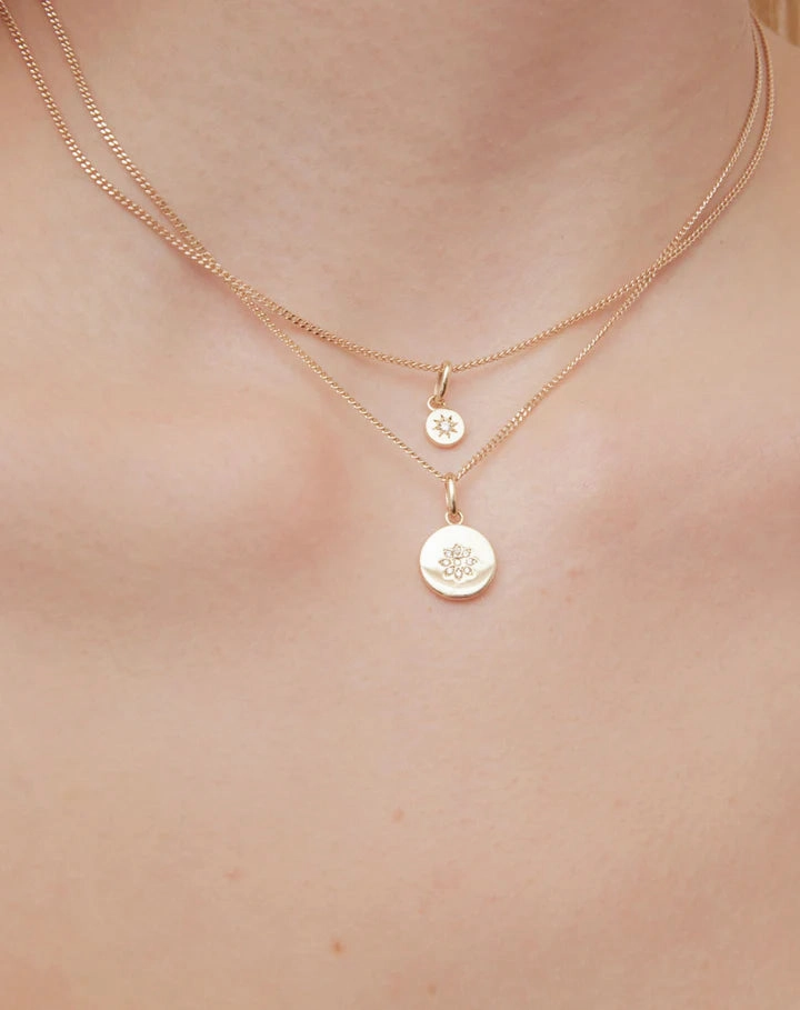 Meadowlark - Violet Necklace In Gold Plated With Blue Sapphire
