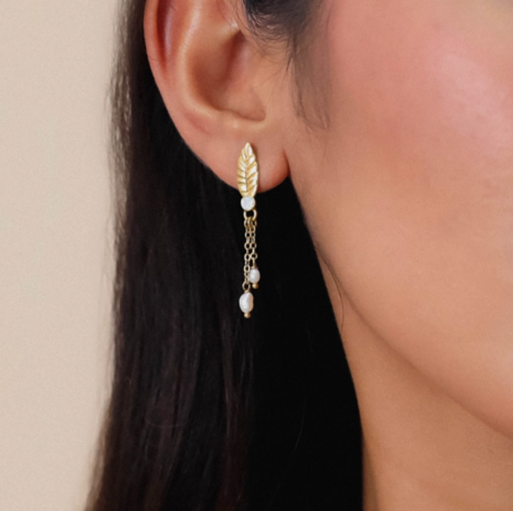 MERRY 3 Chain Dangle Post Earring