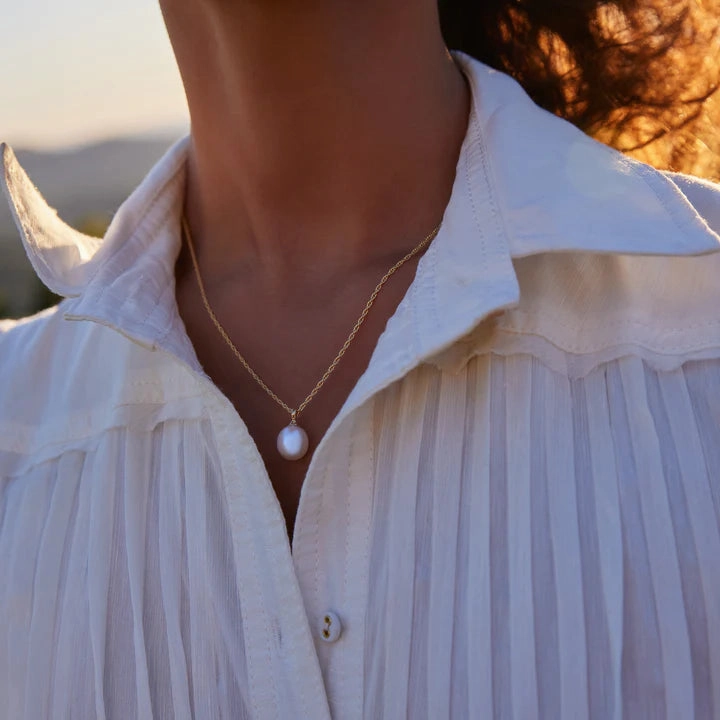 Najo - Dew Drop Pearl Necklace Yellow Gold Plate