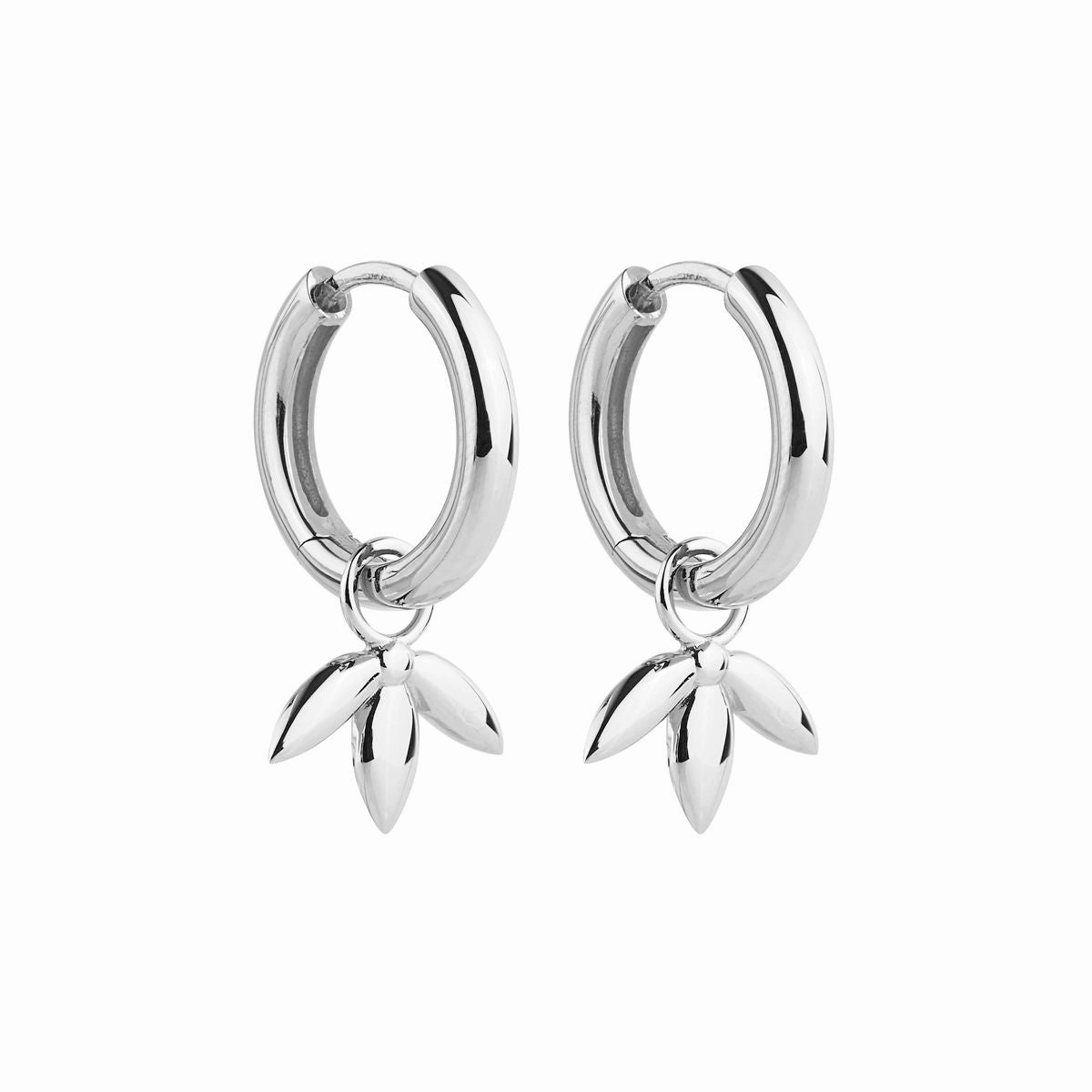 Najo - Silver hoop and leaf earring