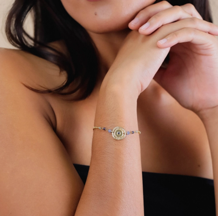 NAOMIE Round Disc Bracelet