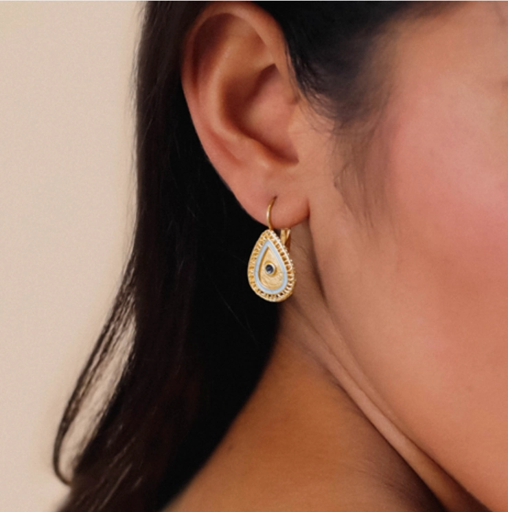 NAOMIE Simple Teardrop French Hooks
