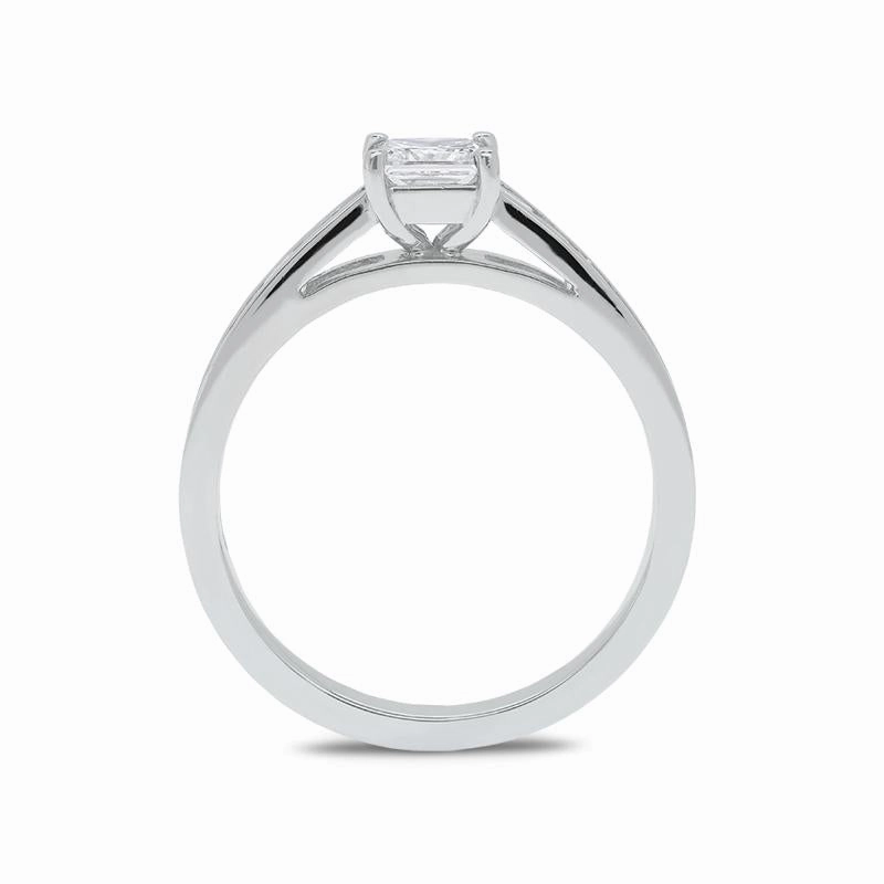 Platinum 1.02ct Diamond Princess Cut Shoulder Solitaire Ring