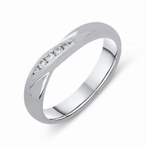 Platinum Diamond Brilliant Cut Crossover Wedding Ring