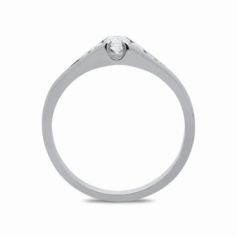 Platinum Diamond Graduated Ring
