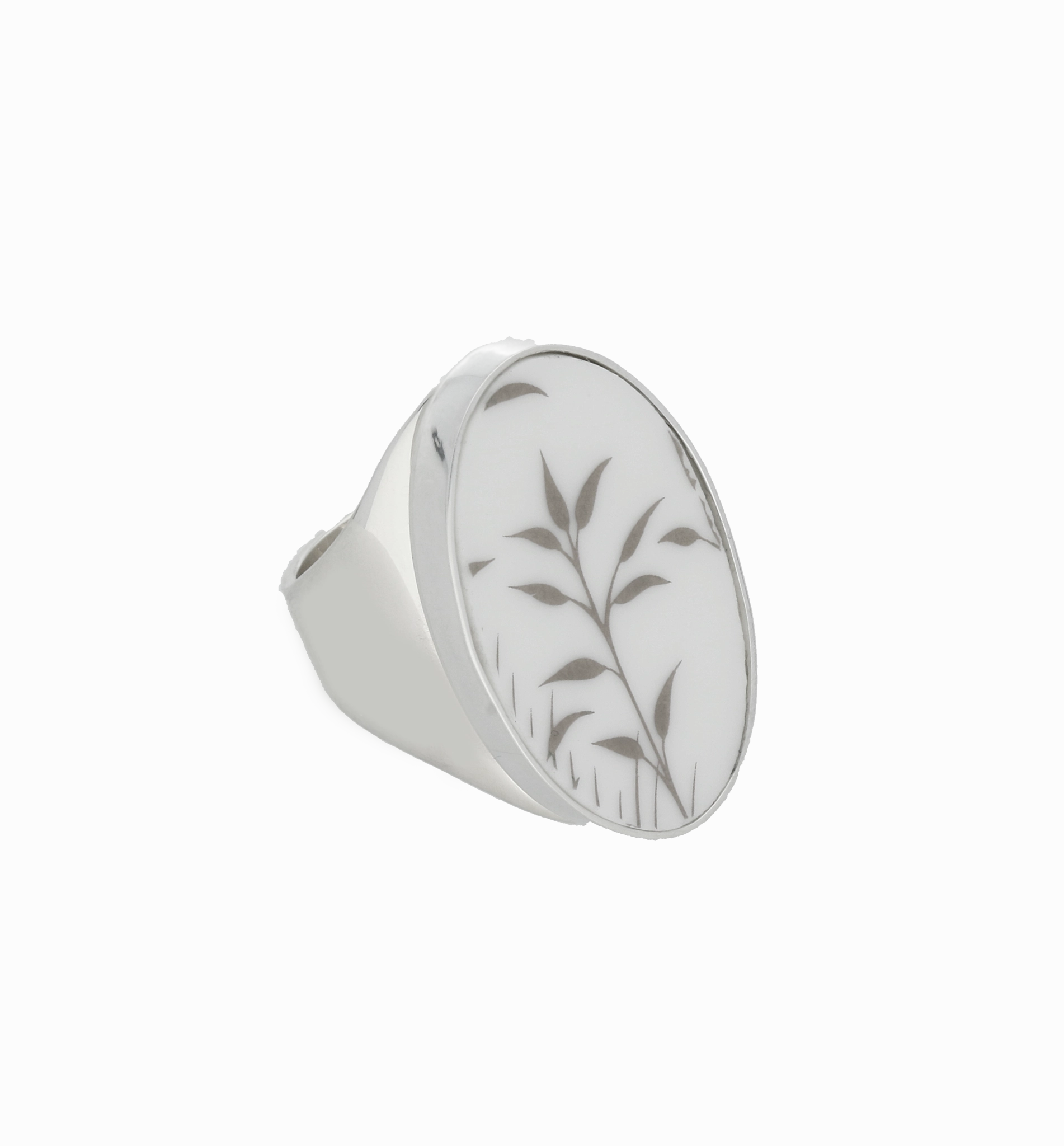 Royal Crown Derby Arboretum Sterling Silver White Oval Ring