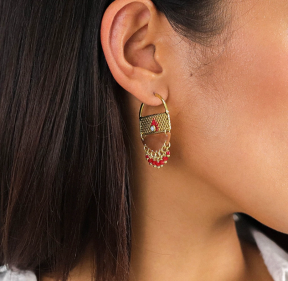 SELENA semi-circle creole with dangles